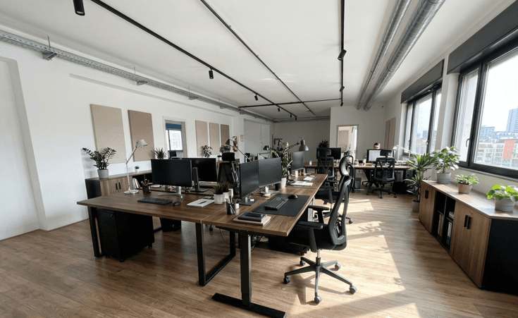 Ampio ufficio open space (250 m²) – Lamone, a pochi minuti dalla stazione - Image 1