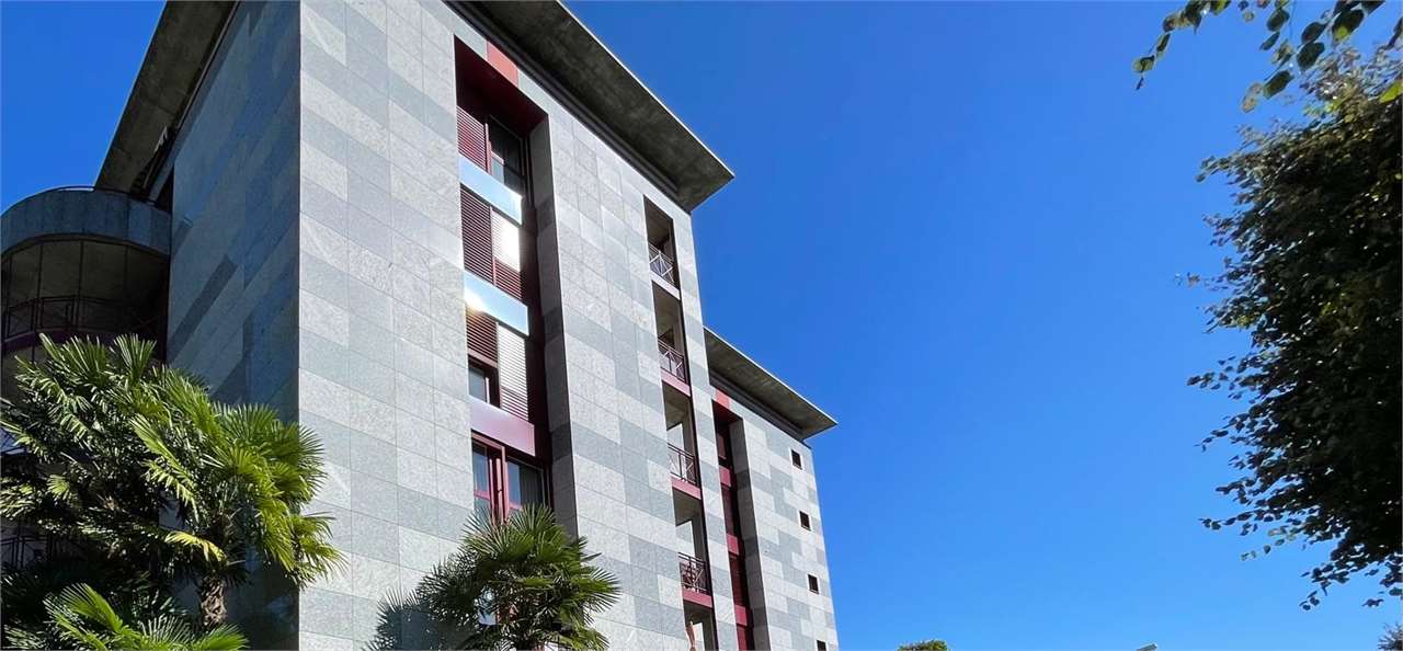 Affittiamo ufficio ammobiliato ad Agno con ampia terrazza thumbnail 5