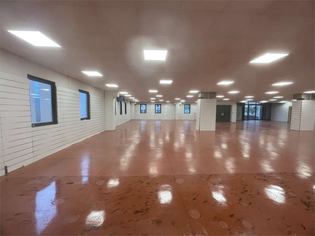 Affittasi Ufficio / piccolo deposito a Manno thumbnail 3