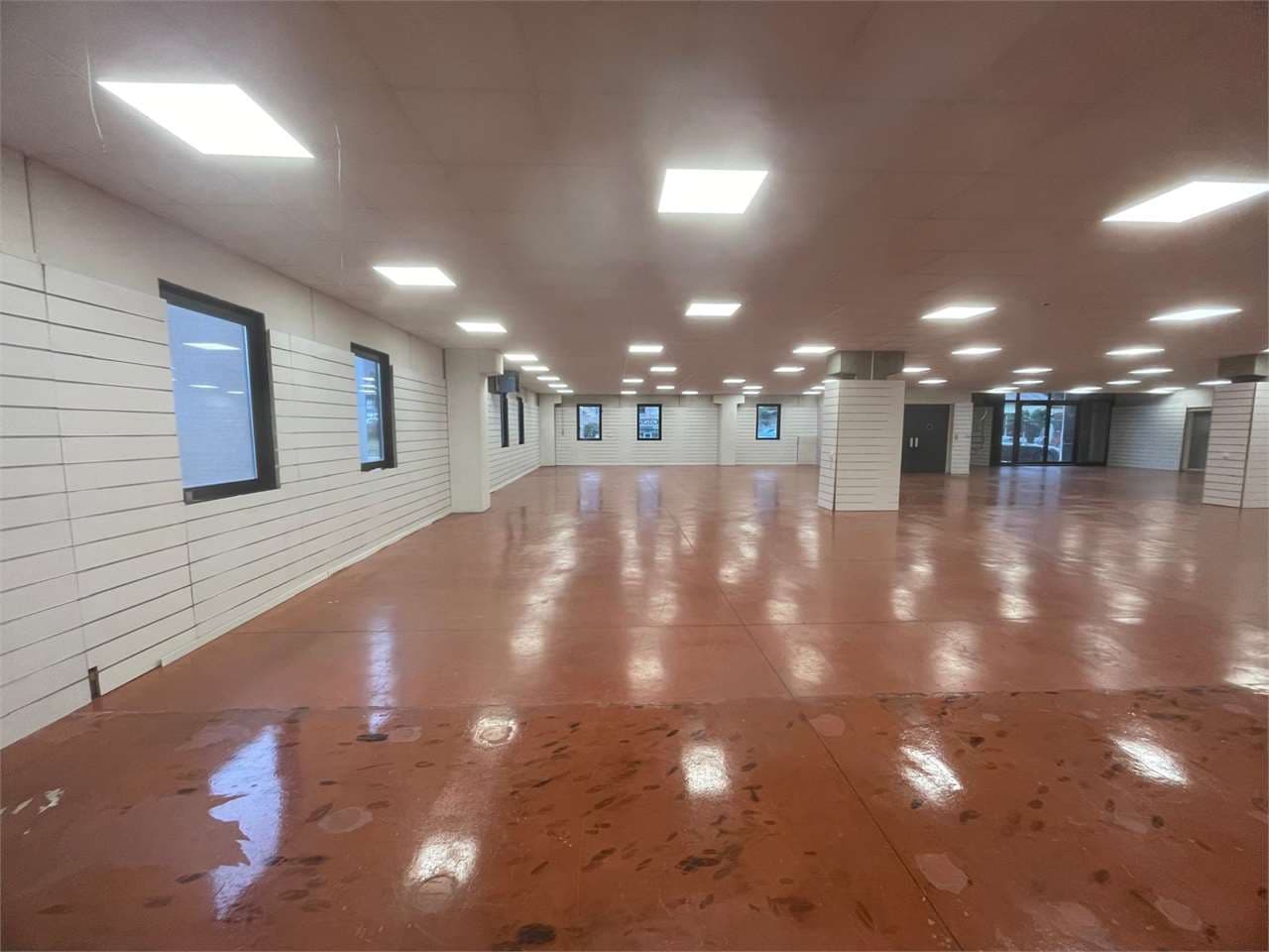 Affittasi Ufficio / piccolo deposito a Manno thumbnail 5